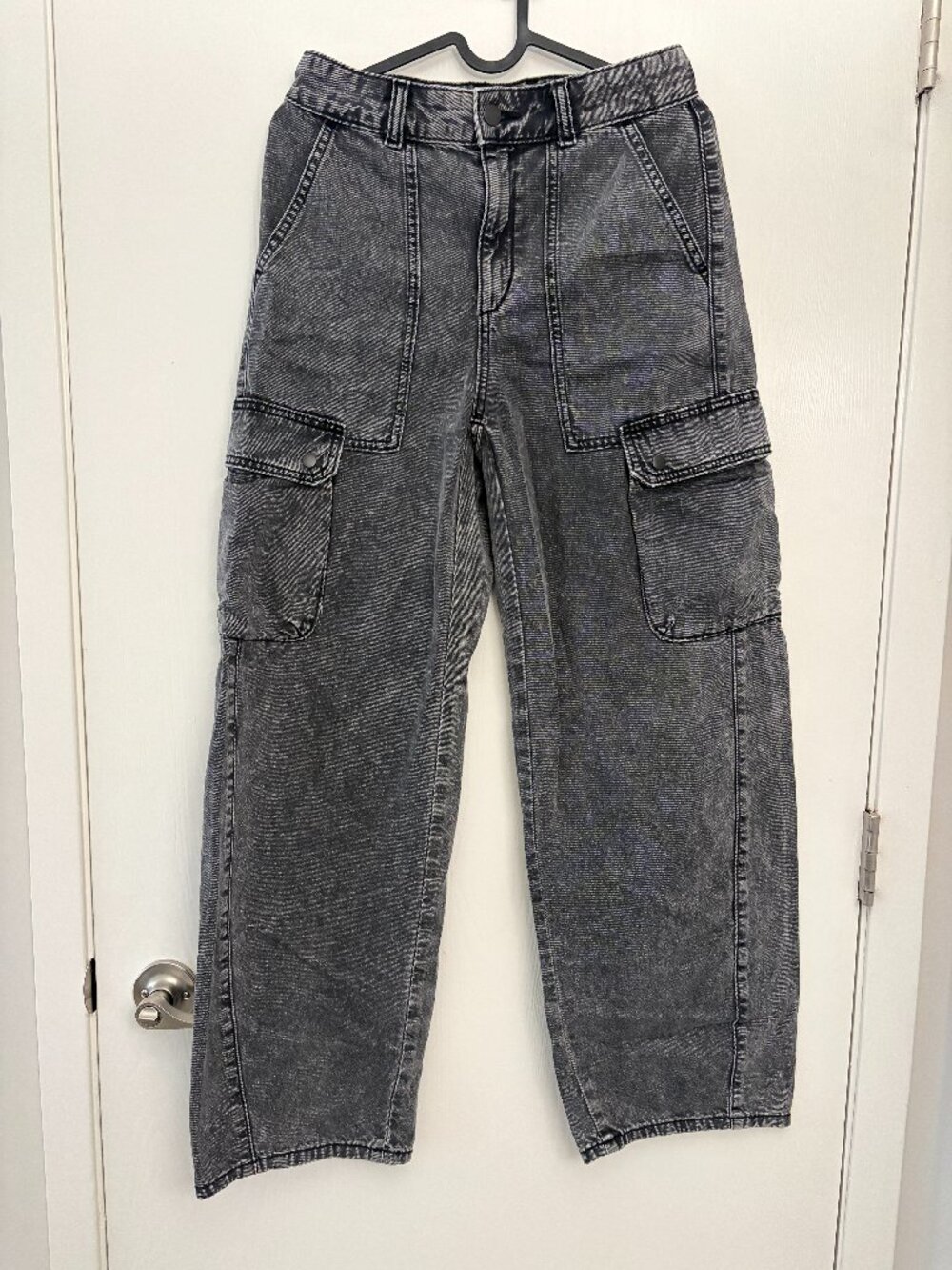 GU Washed Black Utility Barrel Leg Jeans Cargo Denim Pants Women’s S